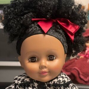 Rare 2004 Madame  Alexander 18” Doll